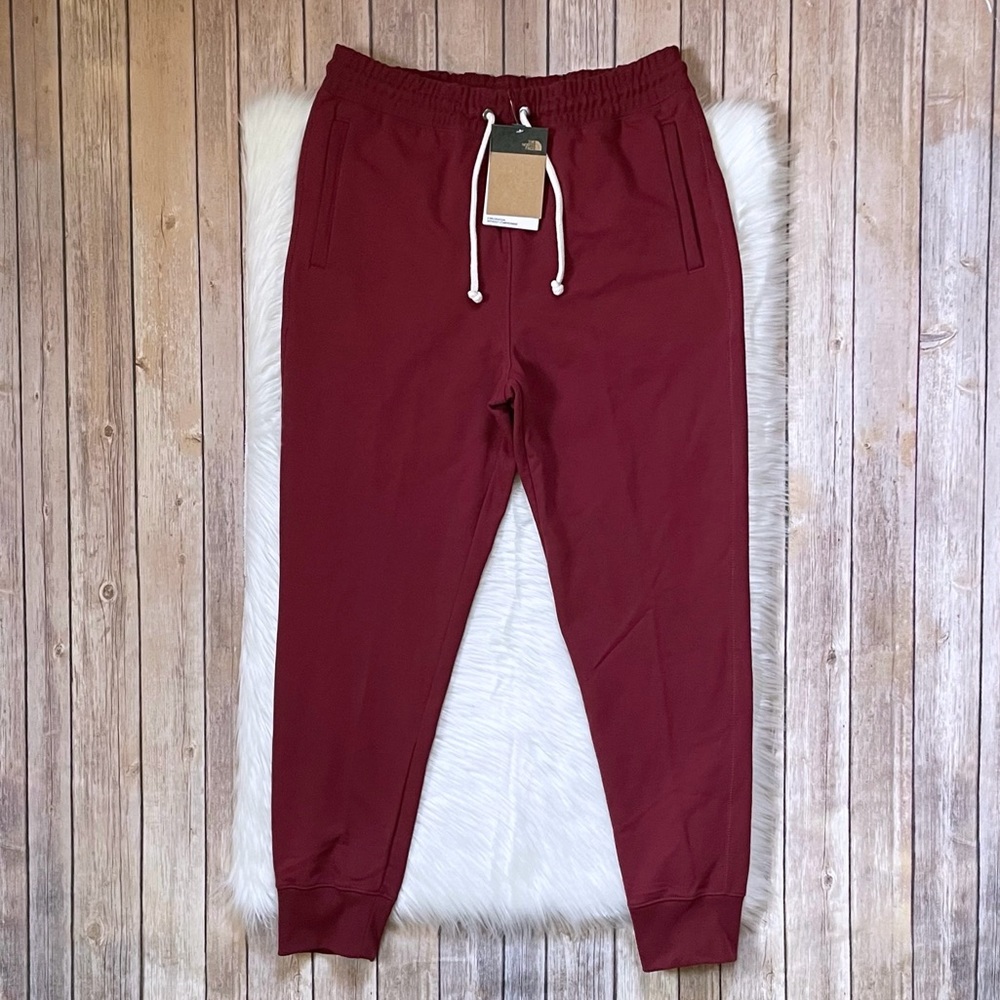 The North Face Men’s Heritage Patch Cordovan Joggers - Picture 2 of 8